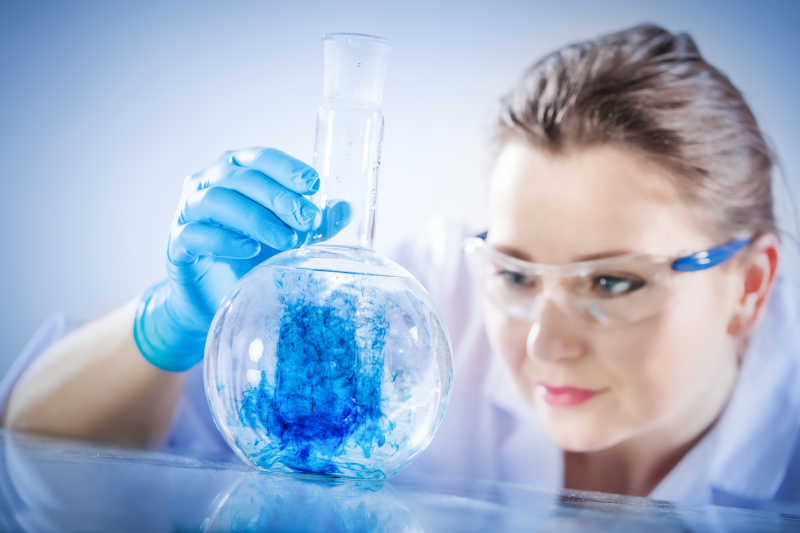2025胶原再生元年：多伦多医美圈都在聊的外泌体疗法+三文鱼DNA注射真相 | 美蒂芳华M Medi Spa